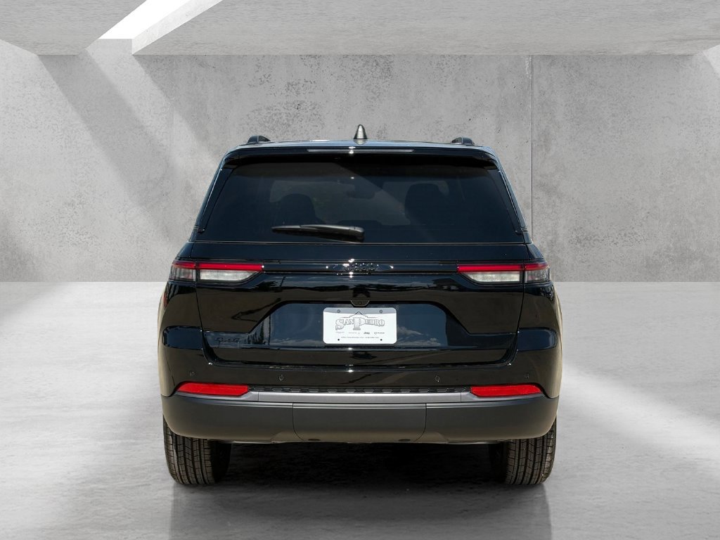 New 2027 Jeep Grand Cherokee 4WD image 6