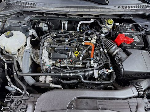 Used 2022 Ford Escape SE w/ SE Sport Appearance Package image 15