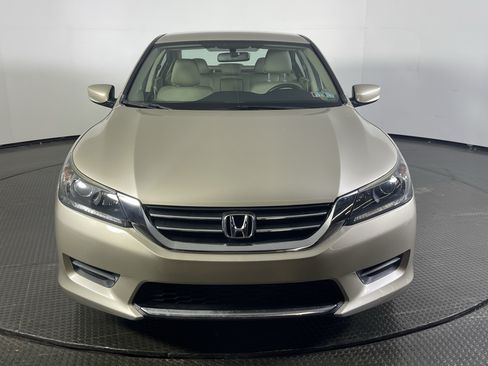 Used 2015 Honda Accord LX image 2