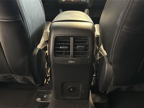 Certified 2024 Ford Escape ST-Line AWD/4WD image 23