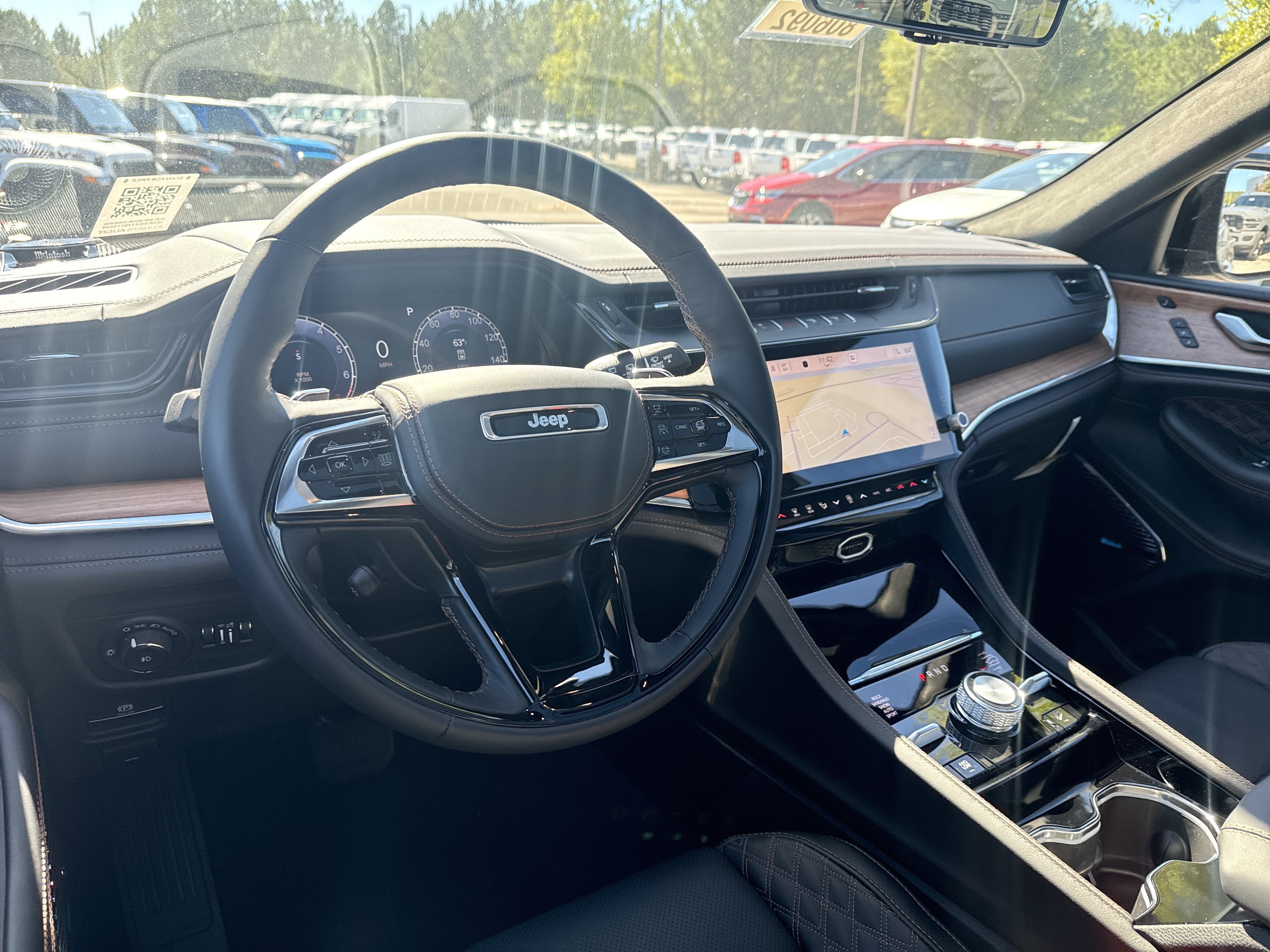 New 2027 Jeep Grand Cherokee Summit AWD/4WD image 24