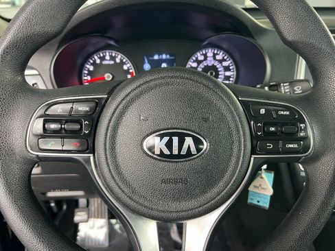 Used 2018 Kia Optima LX image 21