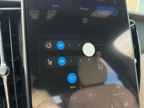 New 2026 Volvo XC60 B5 Plus w/ Protection Package Premier image 15