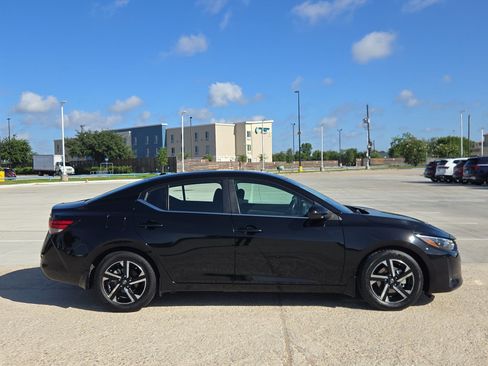 Used 2024 Nissan Sentra SV w/ All-Weather Package FWD image 2