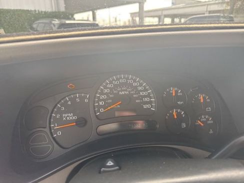 Used 2004 GMC Sierra 1500 SLT image 11