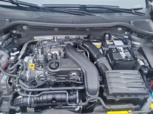 Certified 2024 Volkswagen Taos S image 18