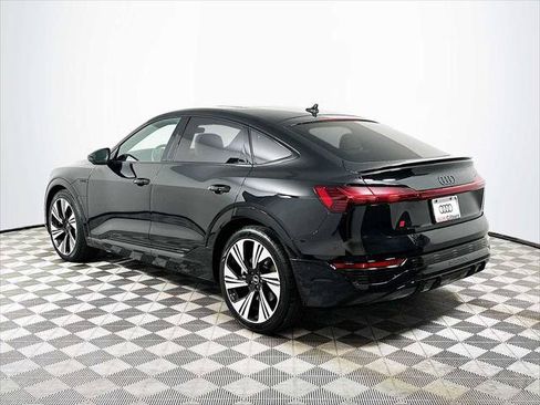 Certified 2024 Audi Q8 e-tron Prestige w/ Prestige Package AWD/4WD image 5