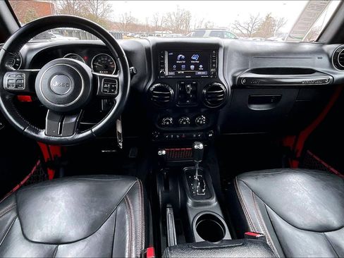 Used 2018 Jeep Wrangler Unlimited Rubicon image 13