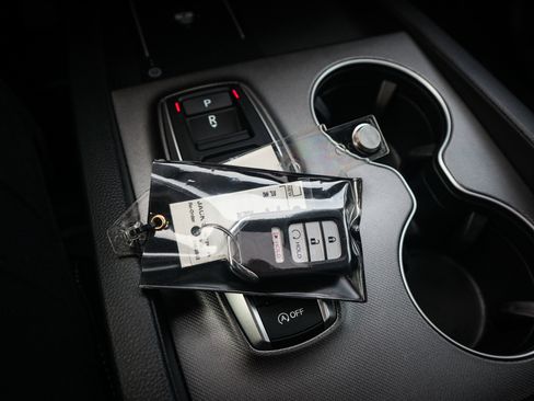 Certified 2024 Honda Ridgeline RTL image 35