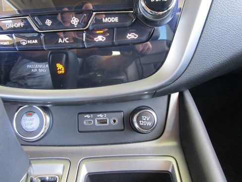 Used 2024 Nissan Murano SL FWD image 41
