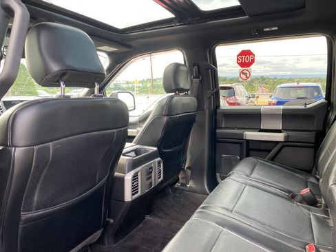 Used 2016 Ford F150 Lariat w/ Equipment Group 502A Luxury AWD/4WD image 14
