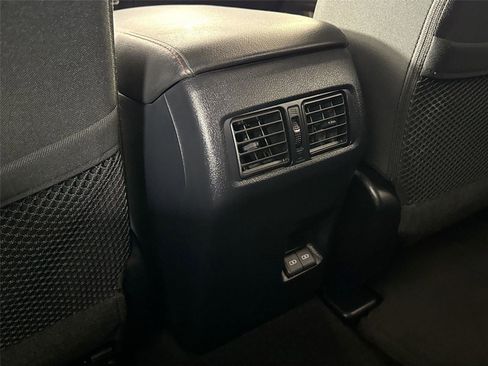 Used 2024 Toyota 4Runner TRD Off-Road image 36