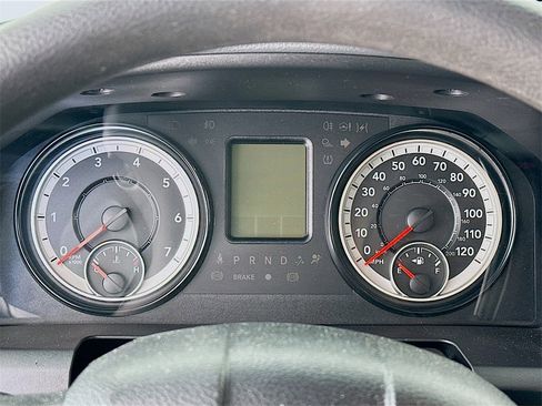 Used 2018 RAM 2500 Tradesman w/ Chrome Appearance Group image 12