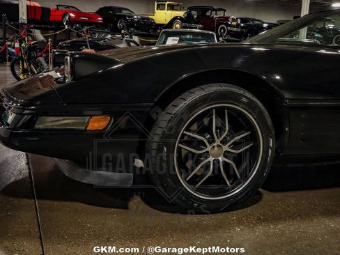 Used 1992 Chevrolet Corvette Convertible image 53