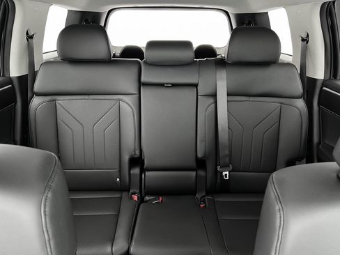 New 2025 Hyundai Santa Fe SEL image 16