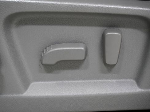 Used 2020 Nissan NV 3500 SV w/ Navigation Package image 10