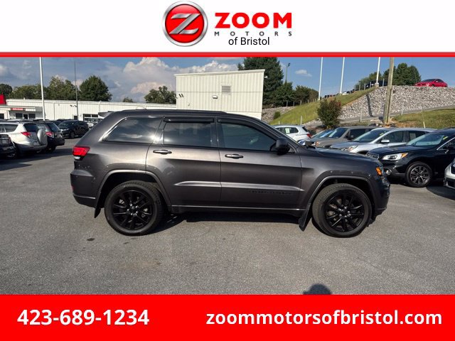Used 2019 Jeep Grand Cherokee Altitude AWD/4WD image 1