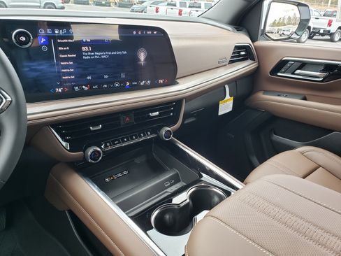 New 2026 Chevrolet Tahoe High Country w/ Sun And Tow Package image 22