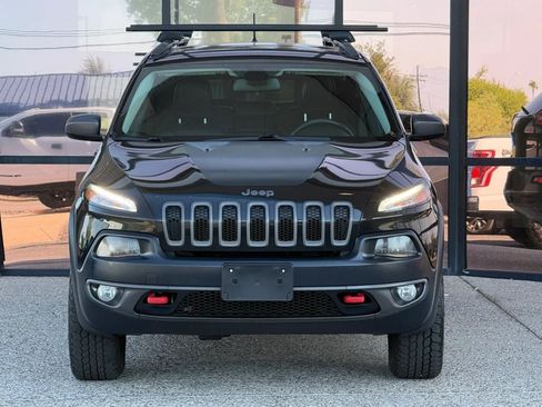 Used 2015 Jeep Cherokee Trailhawk w/ Leather Interior Group AWD/4WD image 19