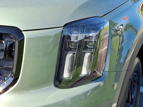 Used 2025 Kia Telluride EX X-Line AWD/4WD image 9