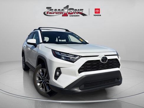 Used 2023 Toyota RAV4 XLE Premium image 1
