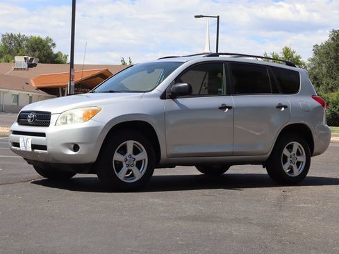Used 2006 Toyota RAV4 4WD image 11