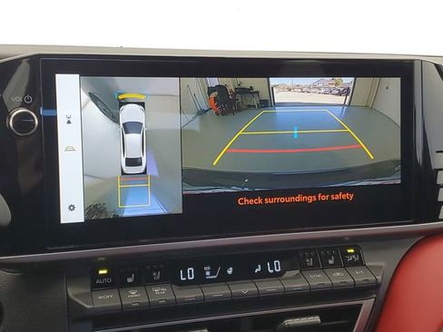 Used 2025 Toyota Camry XSE w/ Premium Plus Package image 28