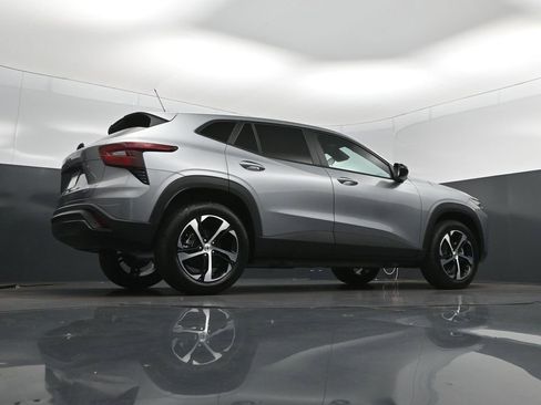 New 2026 Chevrolet Trax RS FWD image 42
