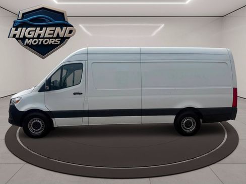 Used 2021 Mercedes-Benz Sprinter 2500 w/ Driver Convenience Package image 3