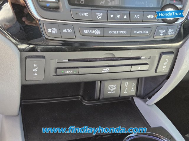 Certified 2017 Honda Pilot Touring image 36