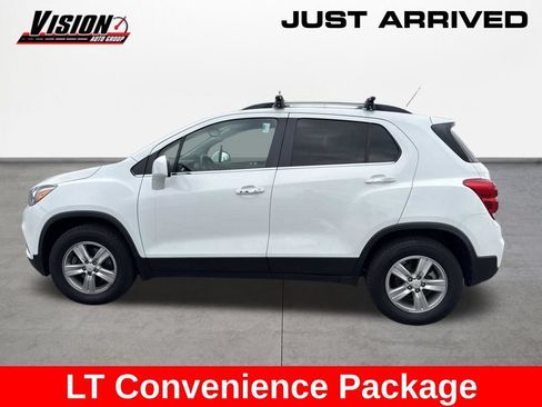 Used 2019 Chevrolet Trax LT w/ LT Convenience Package AWD/4WD image 9
