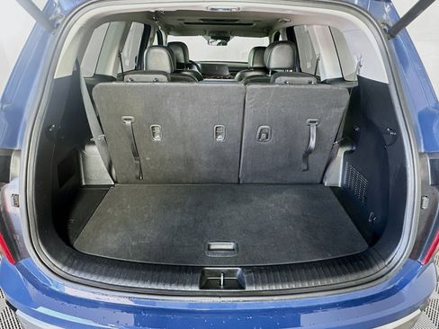 Used 2025 Kia Telluride S image 30