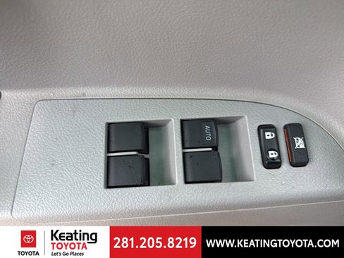 Used 2013 Toyota Highlander Plus image 10