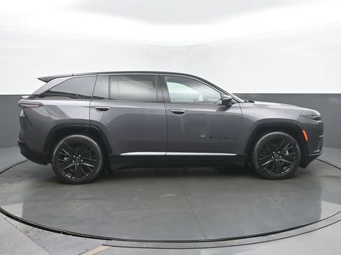 Used 2024 Jeep Wagoneer Launch Edition image 6