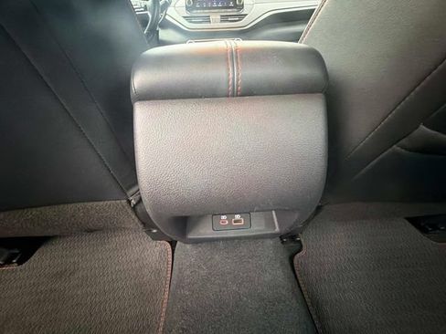 Used 2024 Nissan Altima 2.5 SR FWD image 17