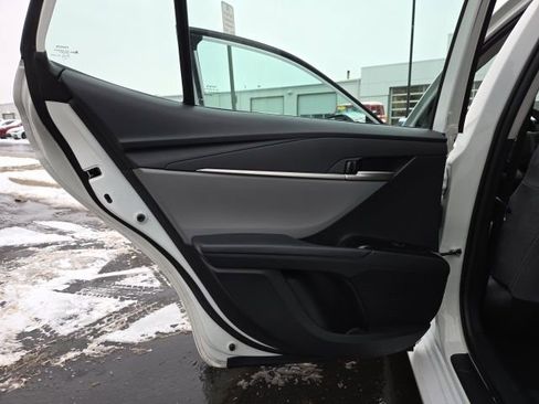 Used 2025 Toyota Camry LE image 12