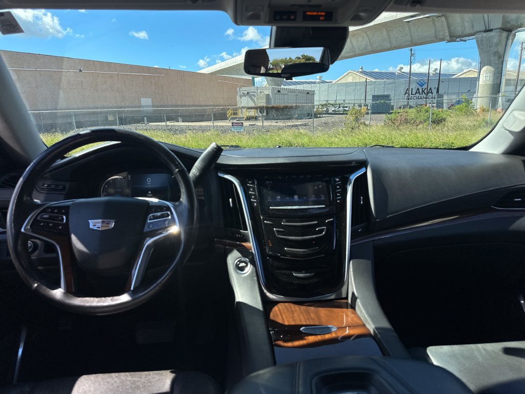 Used 2020 Cadillac Escalade ESV Luxury RWD image 14