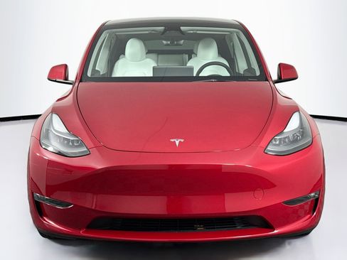 Used 2023 Tesla Model Y Long Range image 4