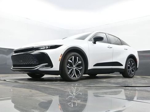 Used 2026 Toyota Crown Limited image 26