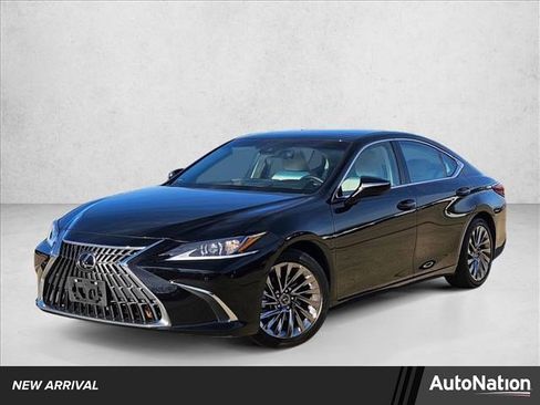 Used 2024 Lexus ES 350 w/ Luxury Package image 1