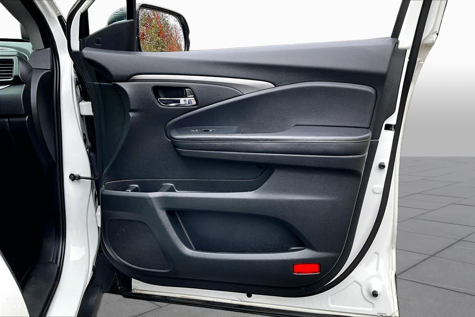 Used 2021 Honda Pilot Special Edition image 23
