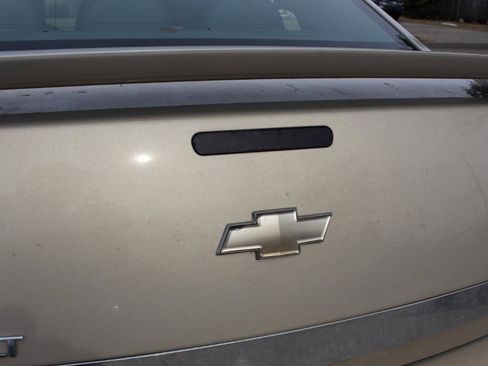 Used 2011 Chevrolet Impala LT w/ Luxury Edition Package image 40