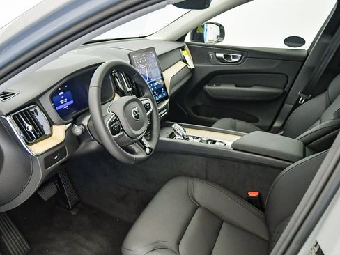 New 2026 Volvo XC60 B5 Plus w/ Climate Package PRO image 20