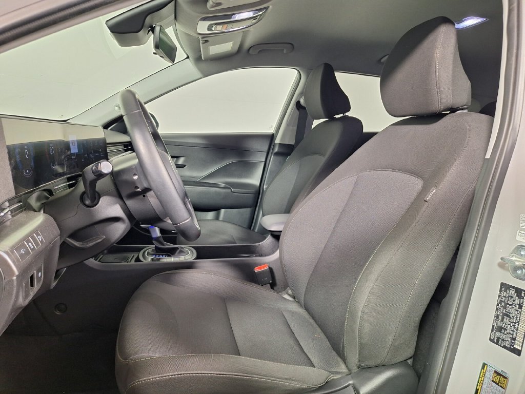 Used 2026 Hyundai Kona SEL Sport FWD image 21