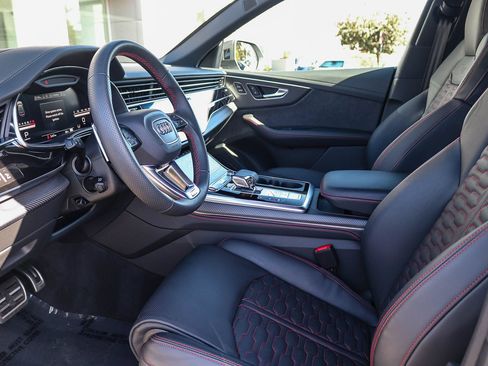 Used 2025 Audi RS Q8 performance AWD/4WD image 15
