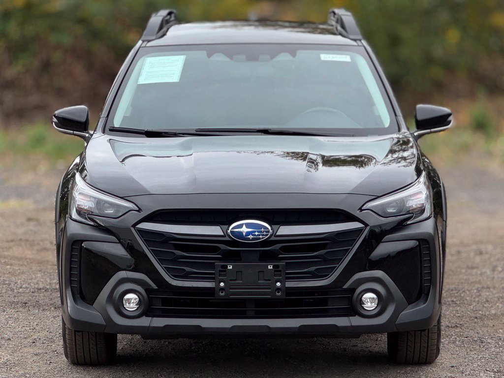 Certified 2023 Subaru Outback Premium AWD/4WD image 2