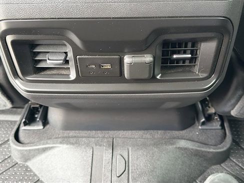 Used 2019 Chevrolet Silverado 1500 RST image 27