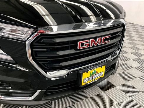 Used 2023 GMC Terrain SLE w/ Driver Convenience Package AWD/4WD image 32