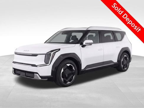 Certified 2024 Kia EV9 Land AWD/4WD image 1