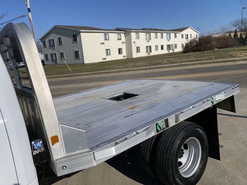 Used 2024 Ford F350 XL w/ XL Chrome Package image 3